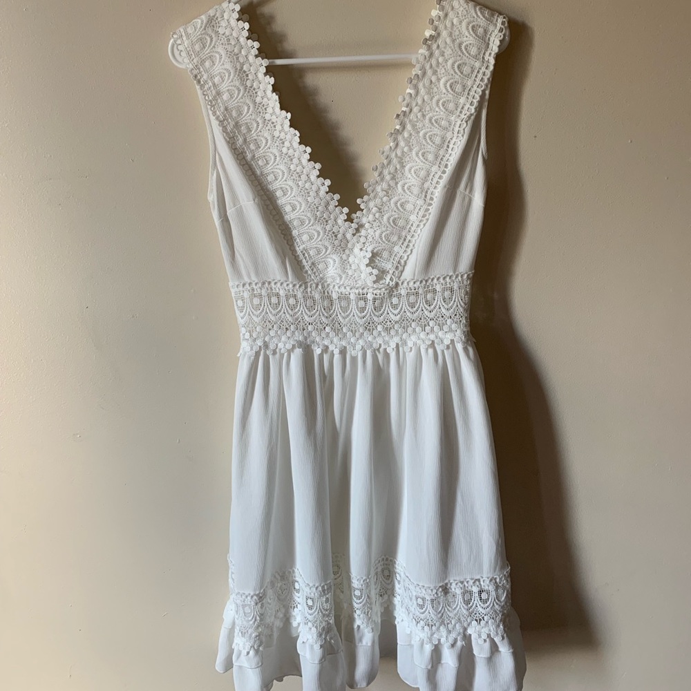 White boho dress ✌🏻💫